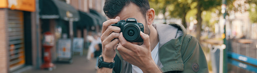 Canon EOS R7 contre Canon EOS R10