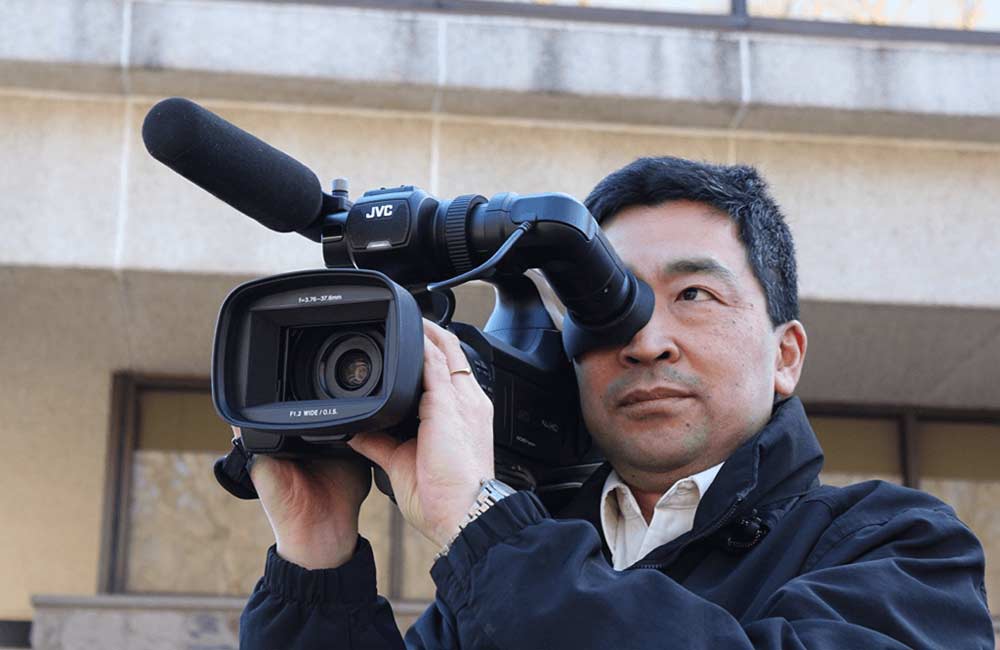JVC GY-HM70E HD Camcorder