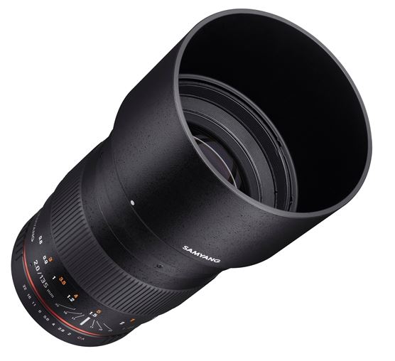 Samyang 135mm f/2.0 Pentax