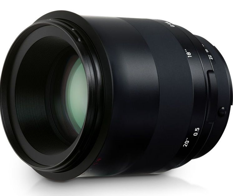 Zeiss Milvus 100mm f/2.0 Nikon