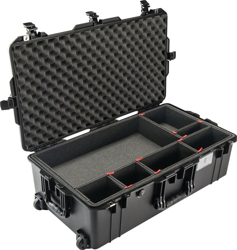 Peli™ 1615 Air Valise de protection noire avec jeu de séparateurs TrekPak