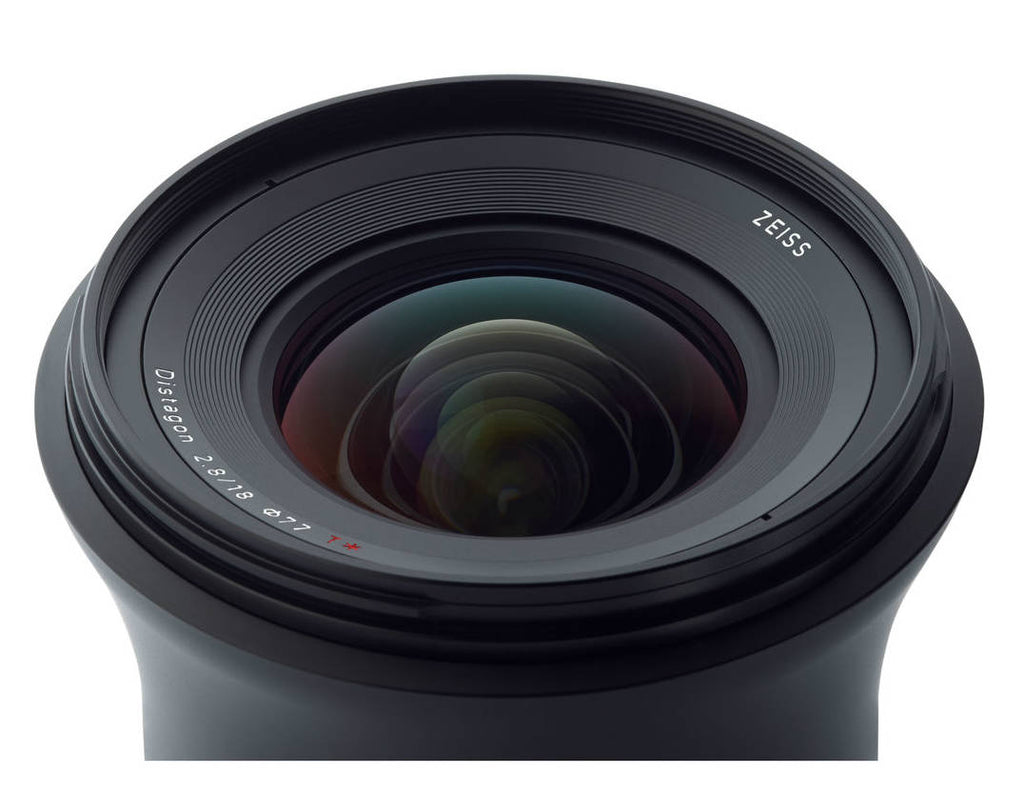 Zeiss Milvus 18mm f/2.8 Nikon