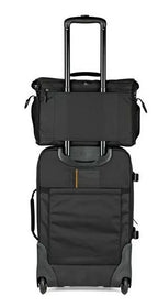 Lowepro Nova 200 AW II Schwarz