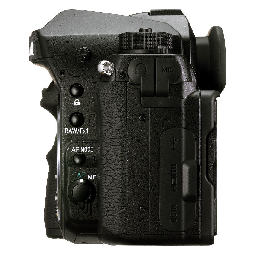Pentax K-1 Mark II Kameragehäuse + 24-70mm F2.8 Objektiv