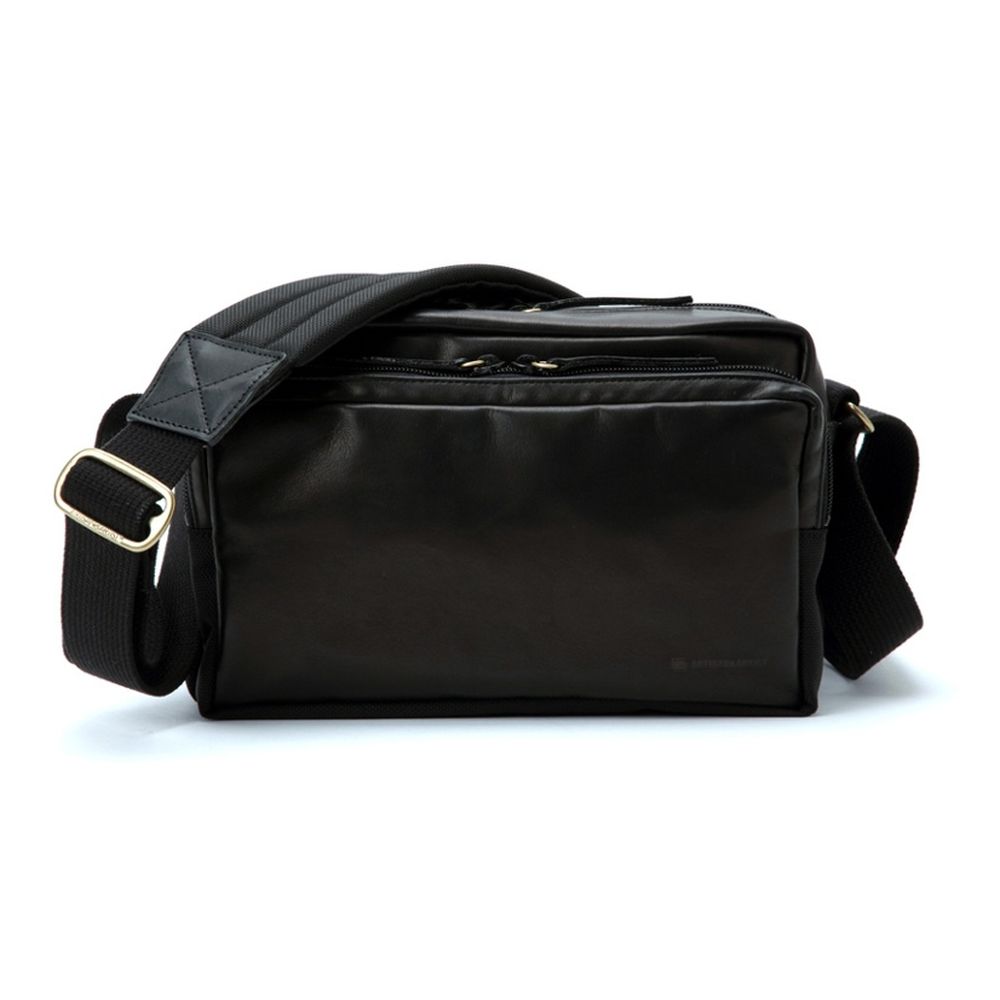 Artisan & Artist GCAM 1100 Ledertasche schwarz