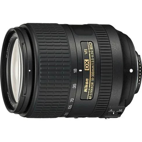 Nikon D7500 + AF-S DX NIKKOR 18-300 II VR
