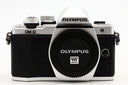 Occ- Olympus OM-D E-M10 Mark II Body Zilver SN:BHKB81854 12 mnd gar (8/23097)