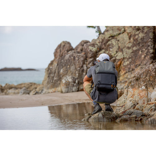 Lowepro Fastpack BP 250 AW III grau