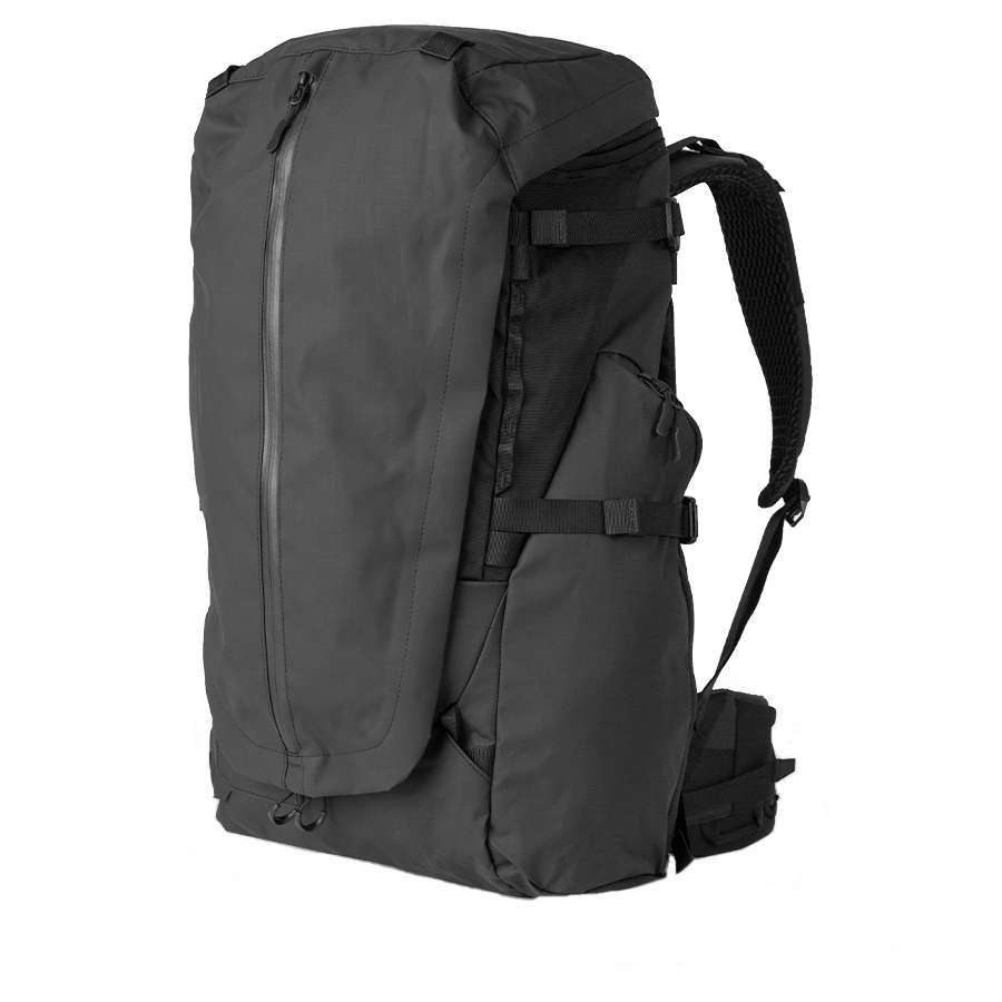 Wandrd Fernweh M/L Black Photo Bundle