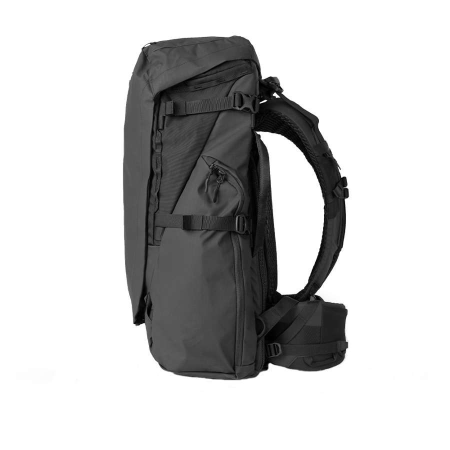 Wandrd Fernweh M/L Black Photo Bundle