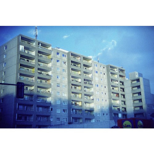 CineStill Xpro 800 Wolfram C-41 135/36