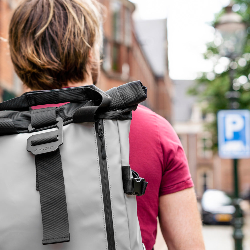 WANDRD THE PRVKE 31-Liter limitierte Auflage Grau