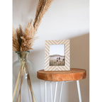 Deknudt Cadre photo en bois uni avec motif graphique 10x15 S46ZH9