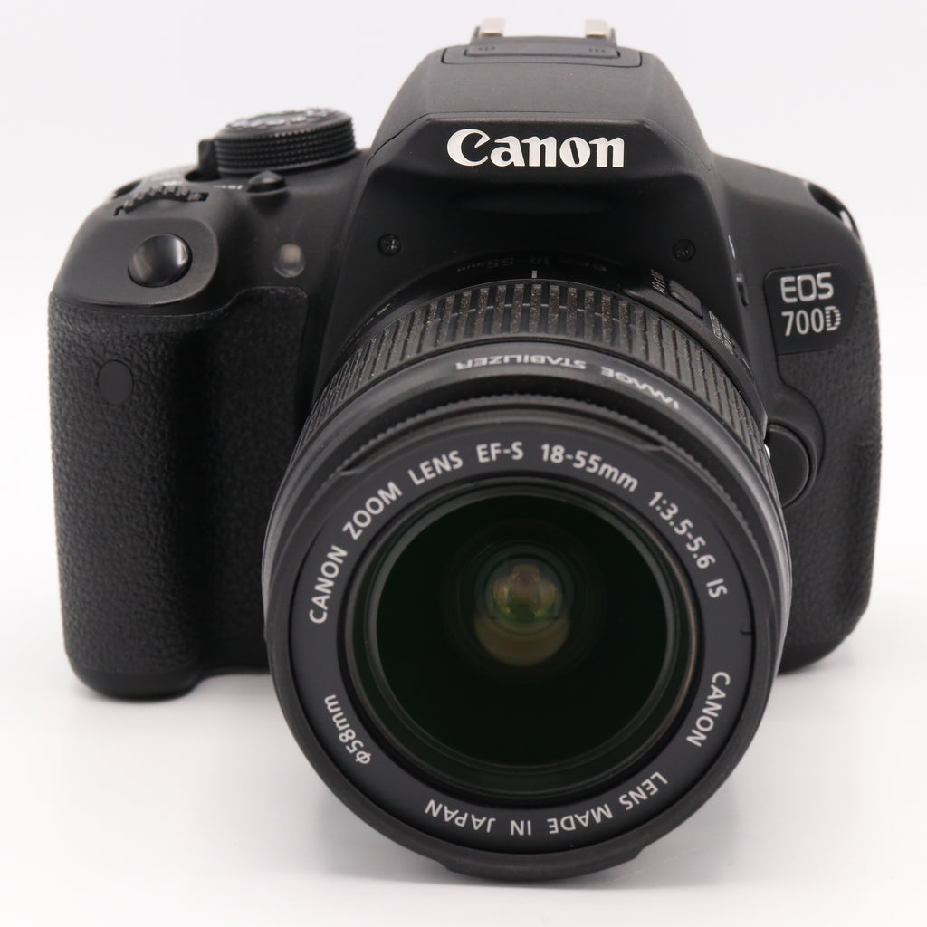 Canon EOS 700D + 18-55mm iS II occasion
