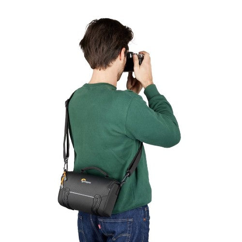 Lowepro Adventura SH 160 III (Schwarz)