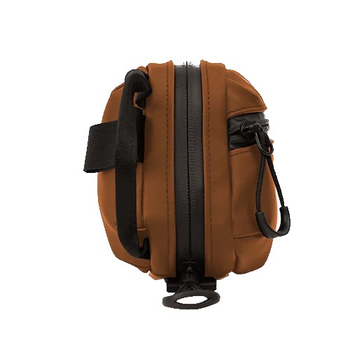 WANDRD Tech Bag Medium Sedona Orange