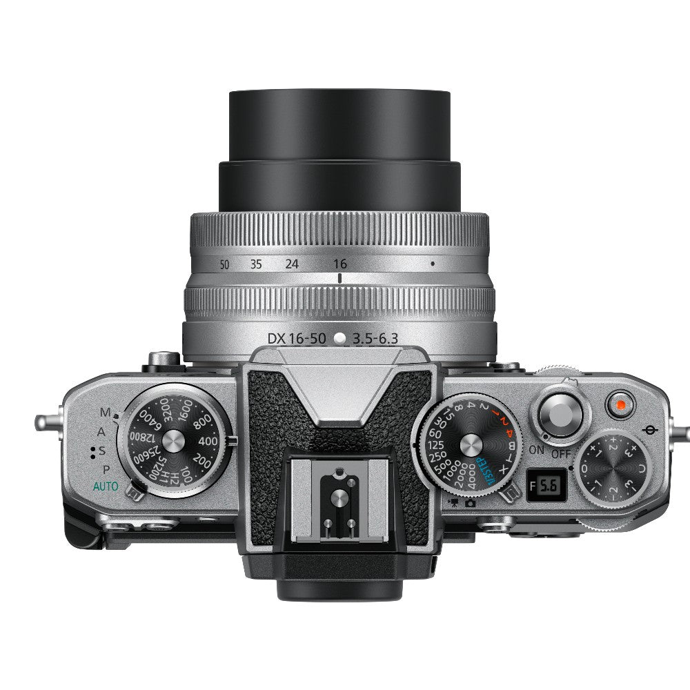 Nikon Z fc + DX 16-50 Silber