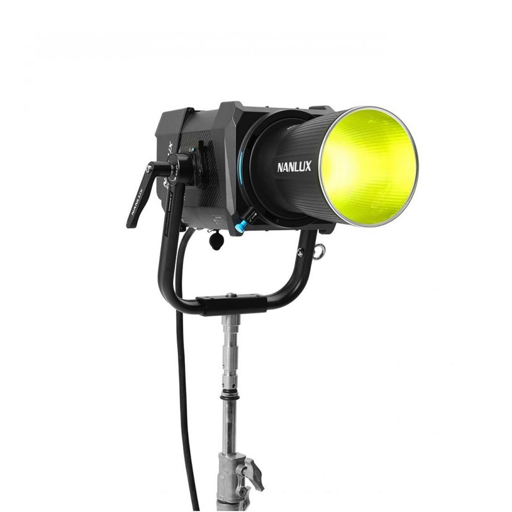 Nanlux Evoke 900C RGBLAC Spotlight