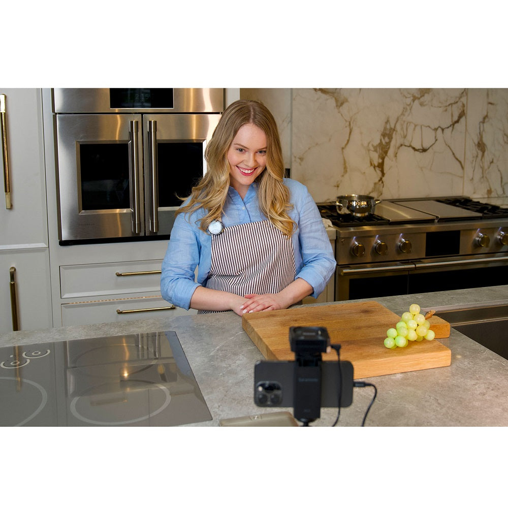 Saramonic BlinkMe B2 wireless microphone