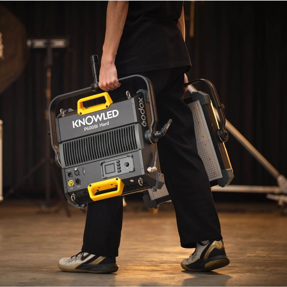 Godox KNOWLED P600Bi Hartflächenleuchte