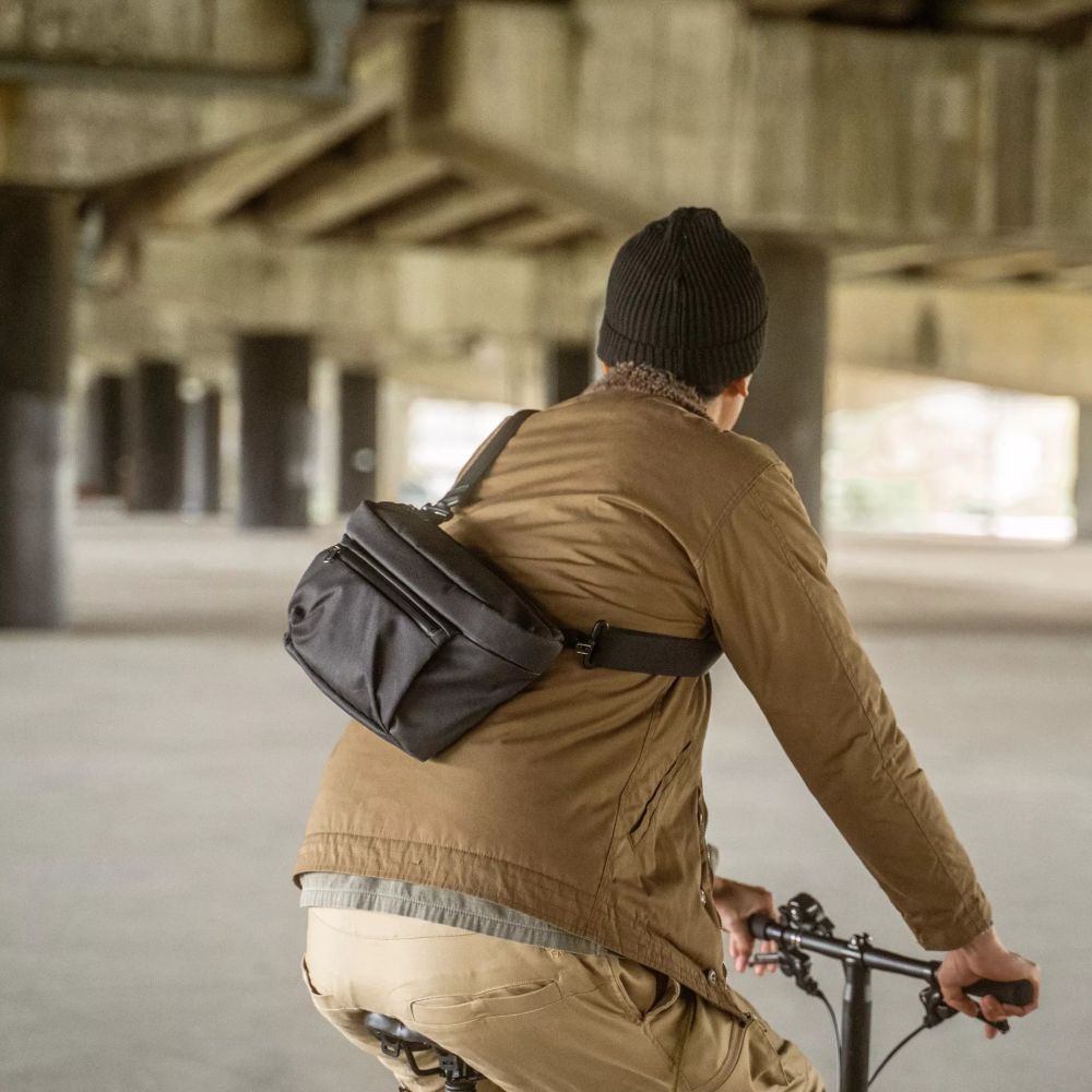 Wotancraft Banane / Sling Pochette 3.5L - Noir