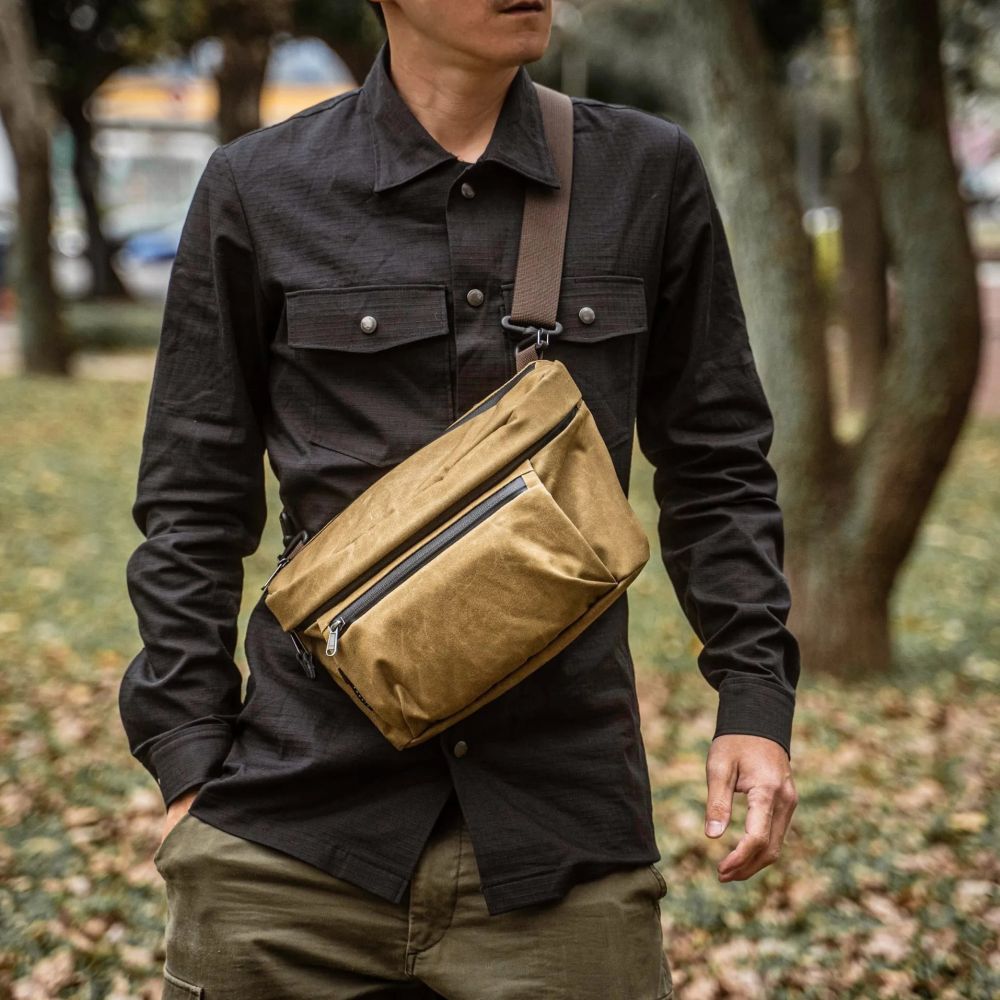 Wotancraft Banane / Sling Pochette 3.5L - Kaki