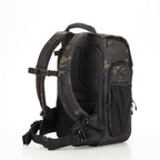 Tenba Axis V2 LT 18L Rucksack, Multicam Schwarz