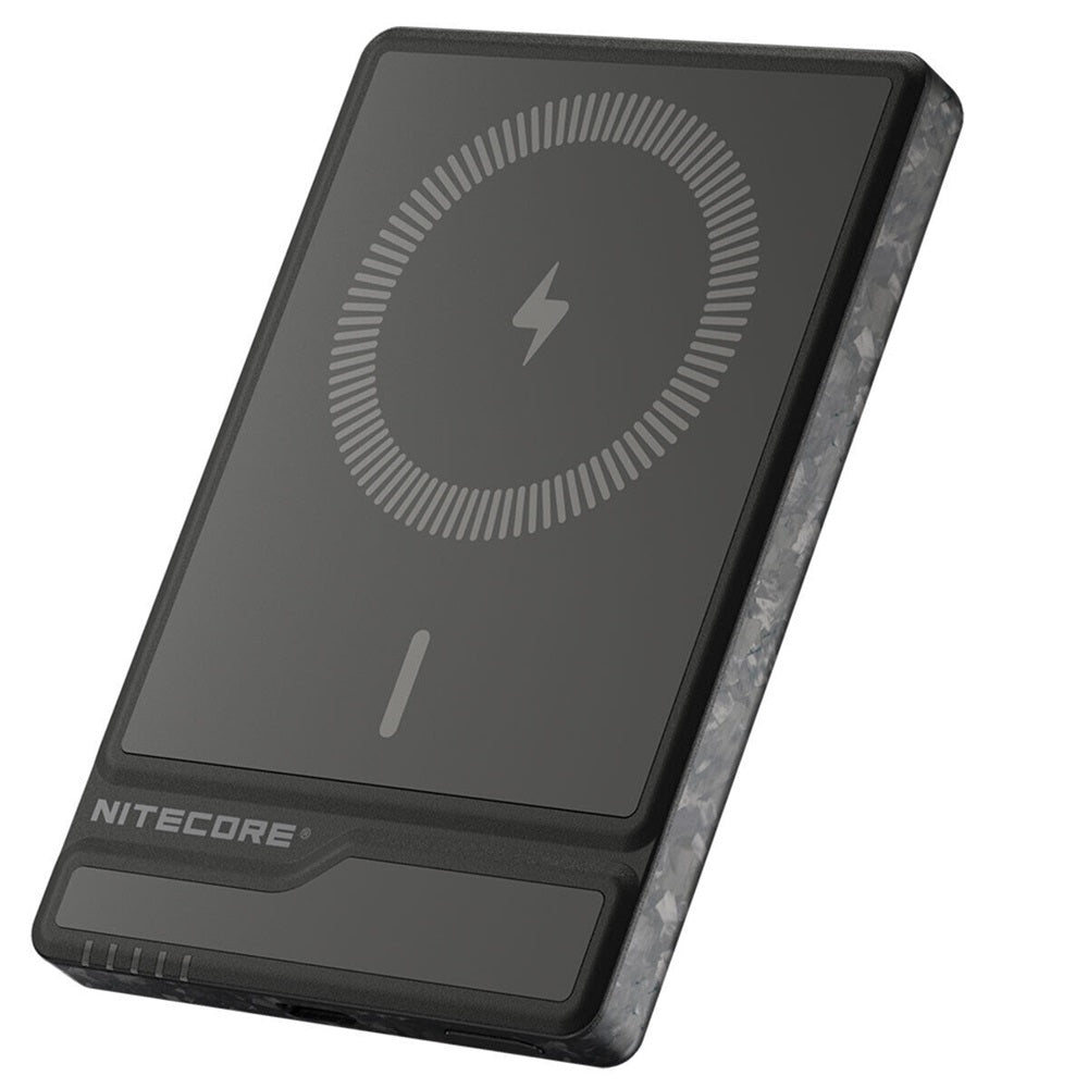 Nitecore NW5000 Carbon Fiber Magnetic sans Fil Powerbank (Banque d'alimentation sans Fil Magnétique en Fibre de Carbone)
