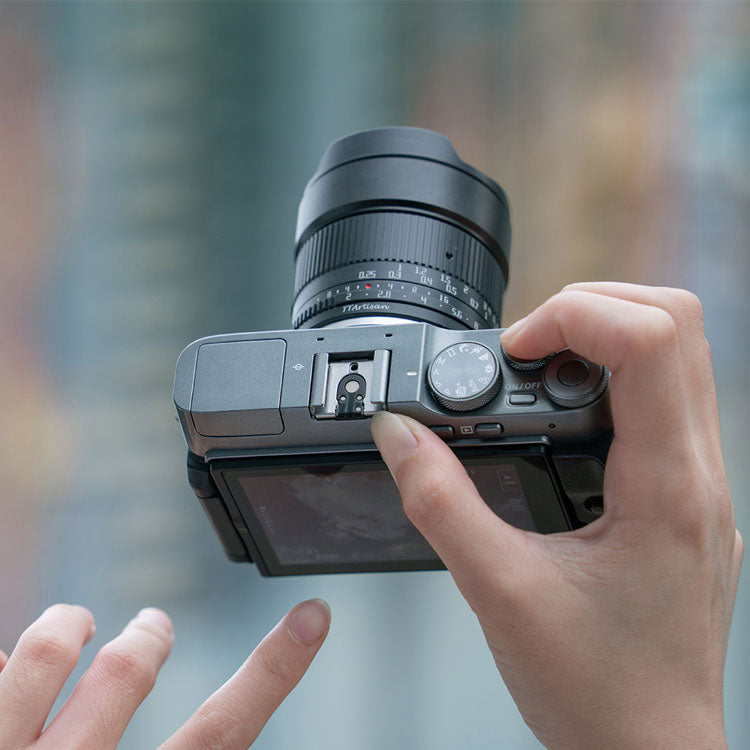 TTArtisan APS-C 10mm f2 M43