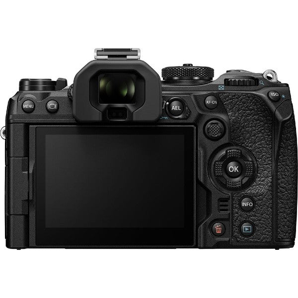 OM SYSTEM OM-1 mark II + ED 12-40mm PRO II