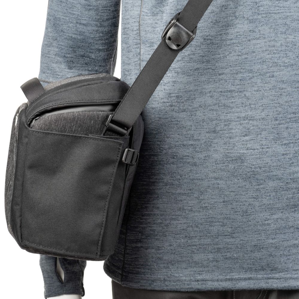 Think Tank SpeedTop Crossbody 10 Graphit