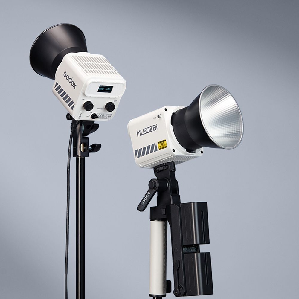 Godox ML60II BI Tragbares LED-Licht Bi-Color-Kit (AK B01 + Batteriehalterung)
