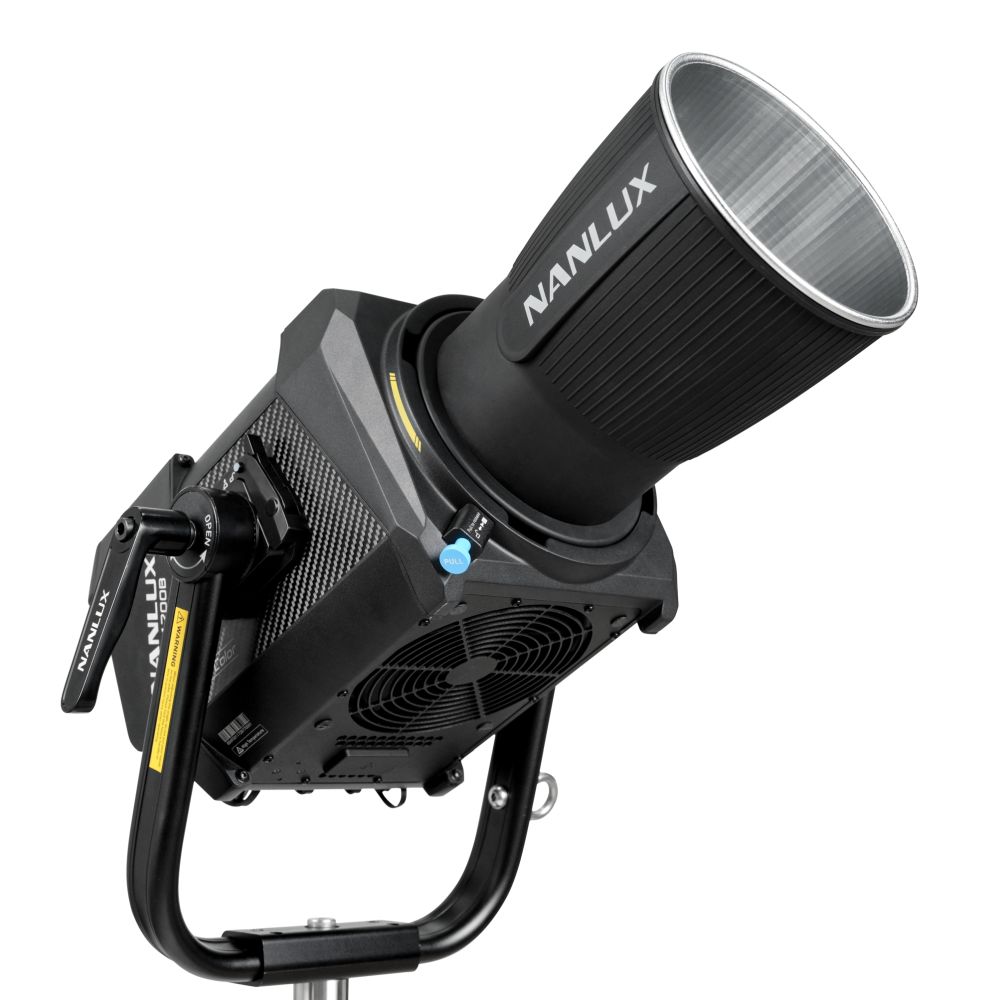 Nanlux Evoke 1200 Bi-colour Spot Light mit 45 Grad Reflektor