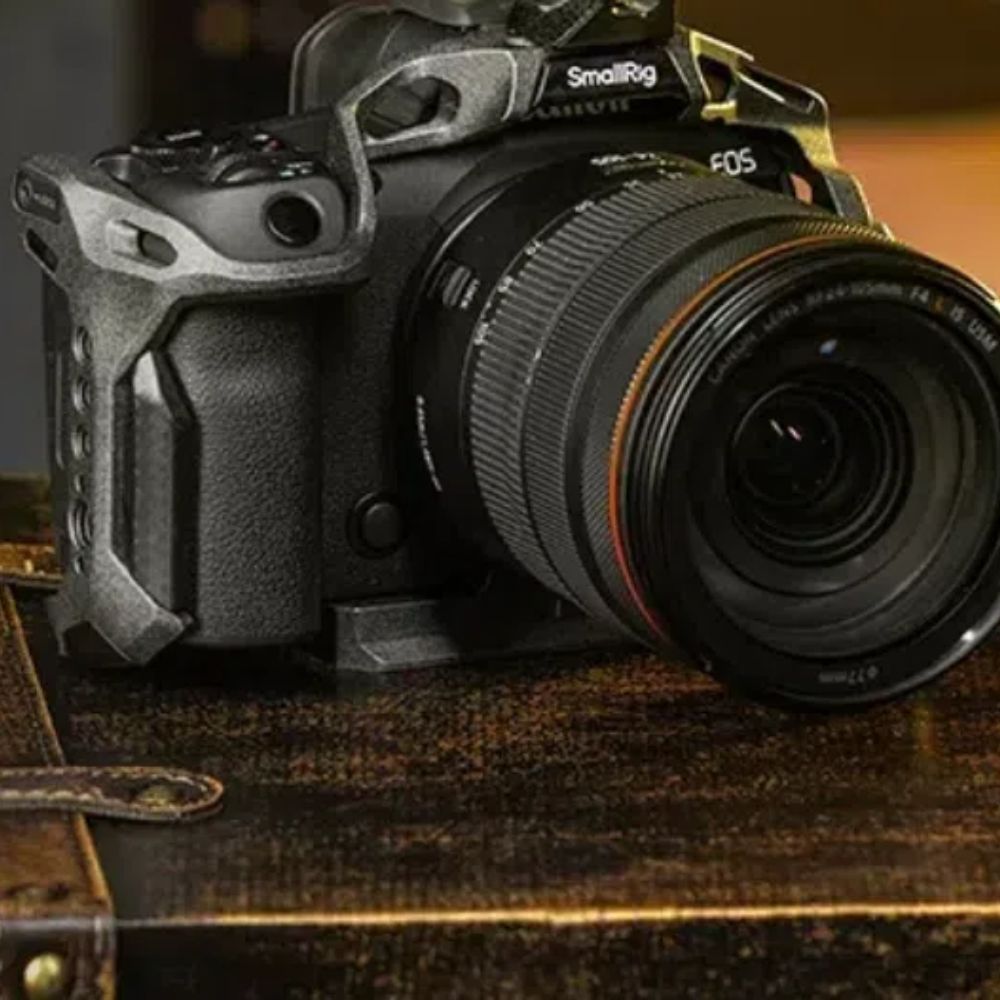 SmallRig "Noir Mamba" Cage pour Canon EOS R5 Mark II 4975