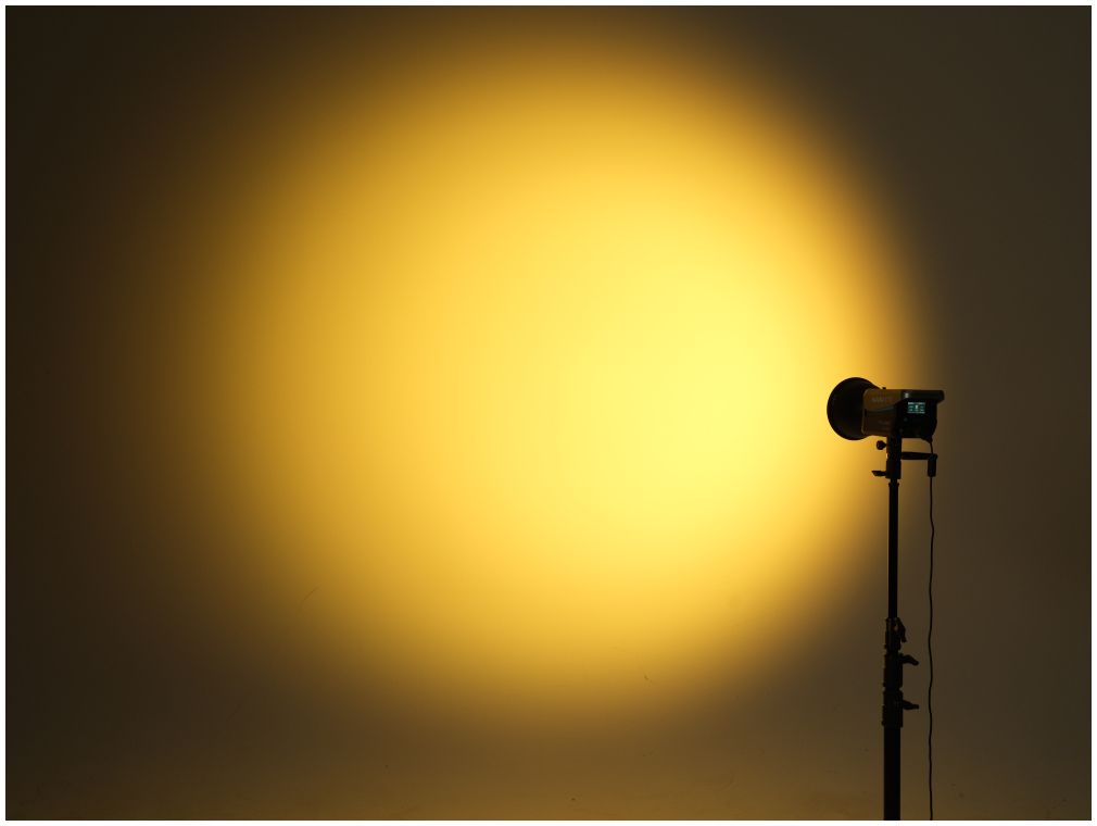 Nanlite FC-120C Spot LED RGBW