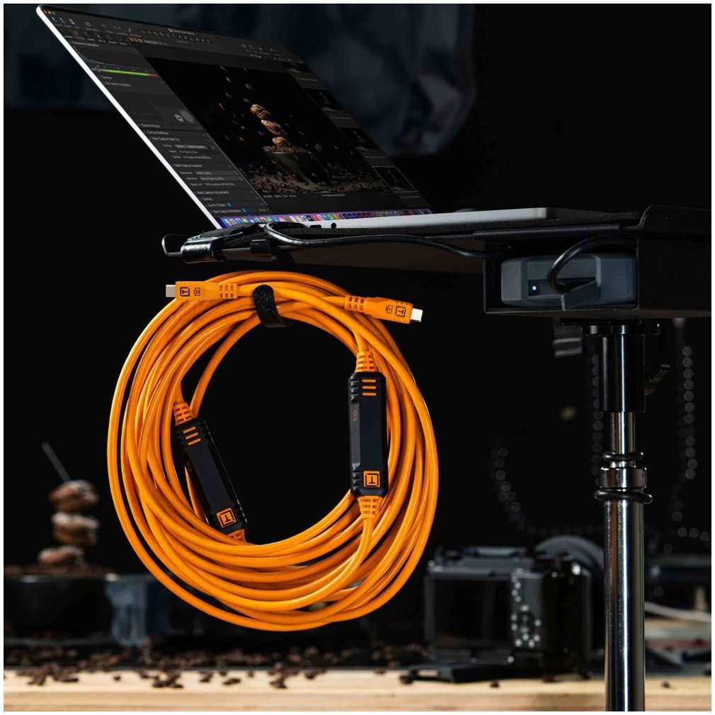 Tether Tools TetherPro Optima 10G USB-C, 15' (4,6m), Orange Droit