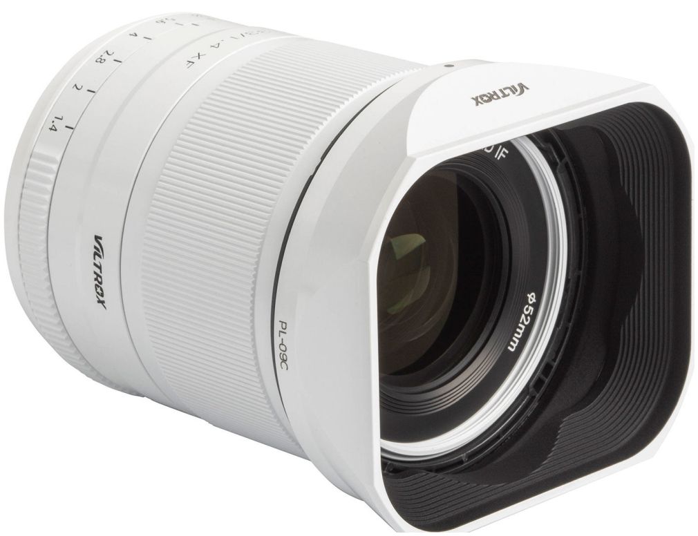 Viltrox AF 33mm f/1.4 Fujifilm X-mount white (limited edition)