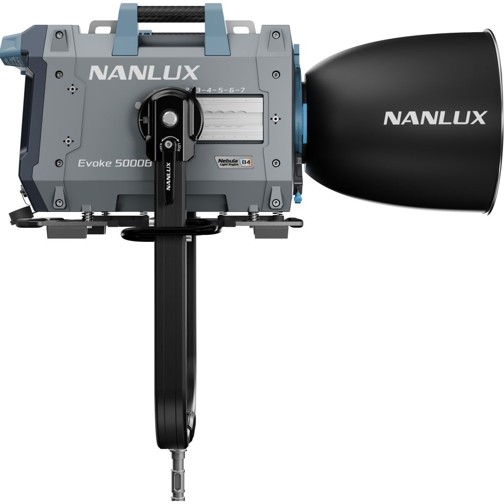 Nanlux Evoke 5000 Bi-colour Spot Light mit Reflektor und Flightcase