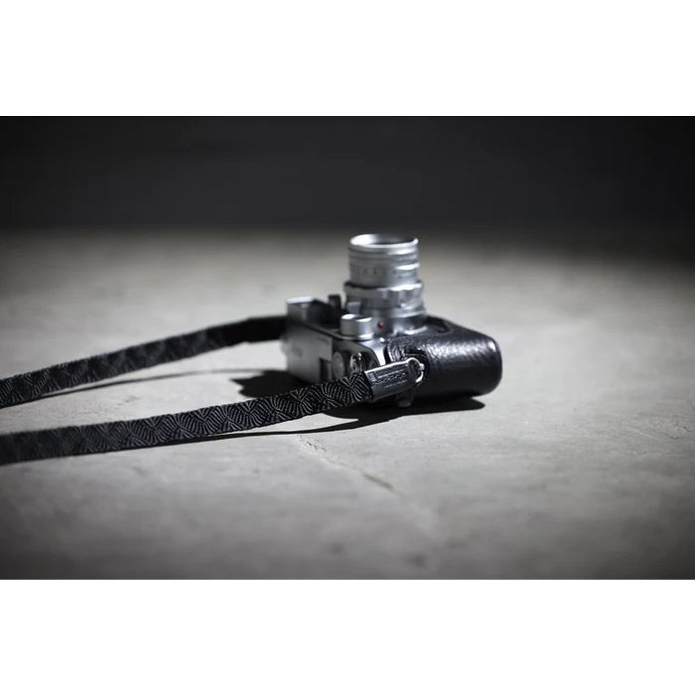 Artisan & Artist ACAM 317 Sazanami Bracelet en soie noir
