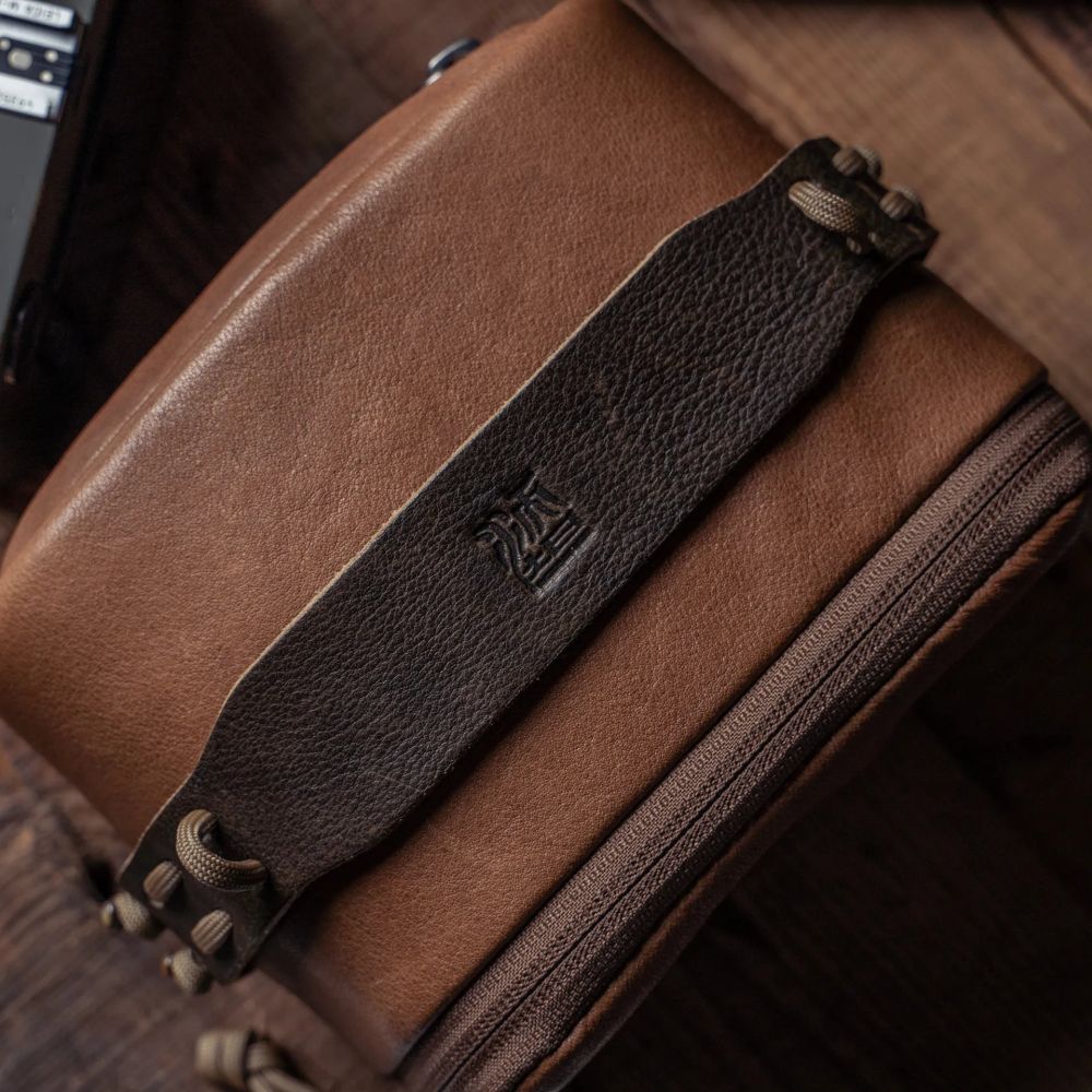 Wotancraft Pochette portable taille L, cuir marron
