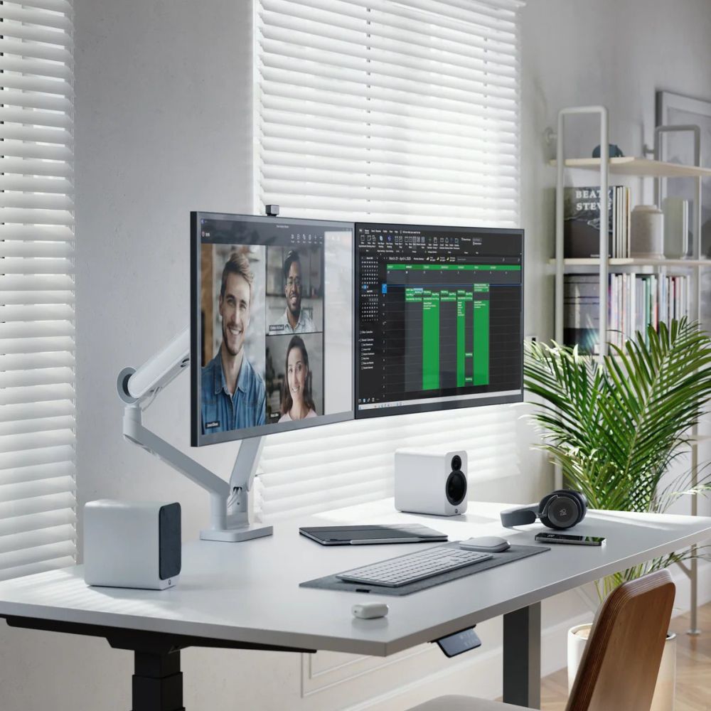 Alogic Clarity Max 32" UHD 4K Moniteur / PD 65W OUTLET