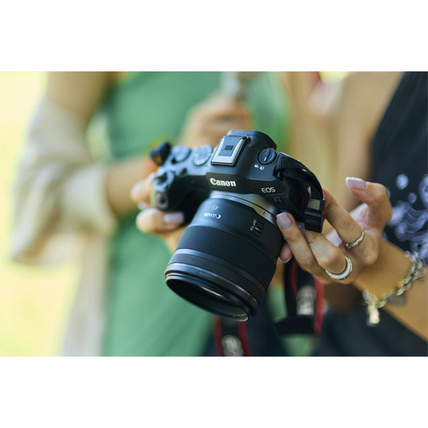 Canon EOS R6 Mark III + RF 45mm f/1,2 STM