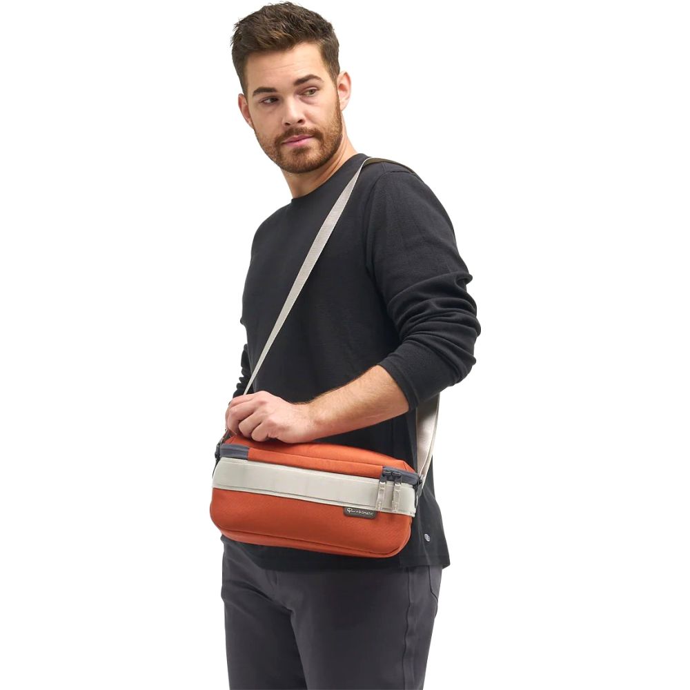 Gomatic Luma Appareil photo Sling 9L, Rouge rouille