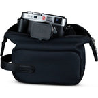 Billingham Capsule 1 schwarzes Fibernyte/schwarzes Leder