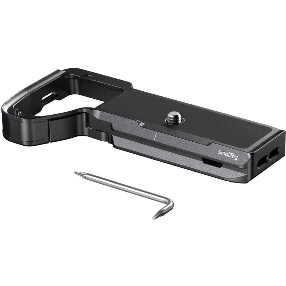 SmallRig 6033 Plaque de base avec emplacement pour AirTag pour Sony Alpha 7 V / 7R V / 7 IV