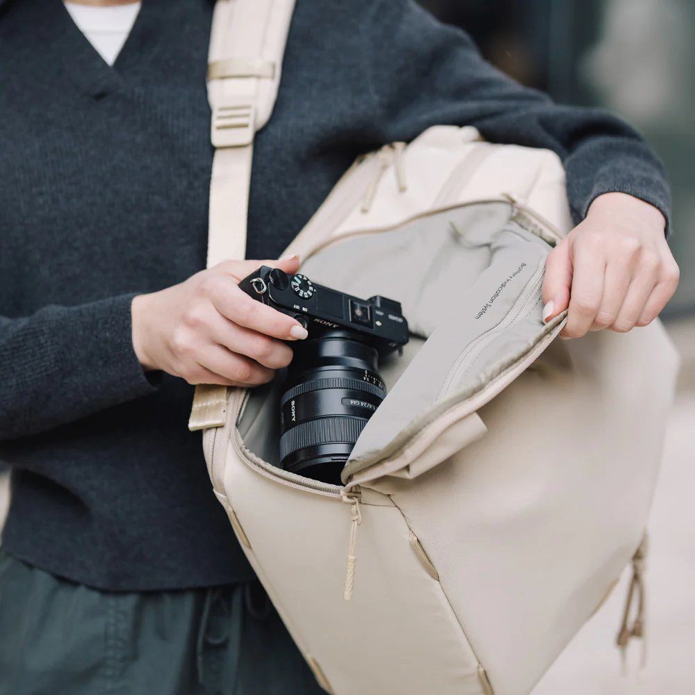 PGYTech OneGo Lite Sac à Dos 12L, Crème