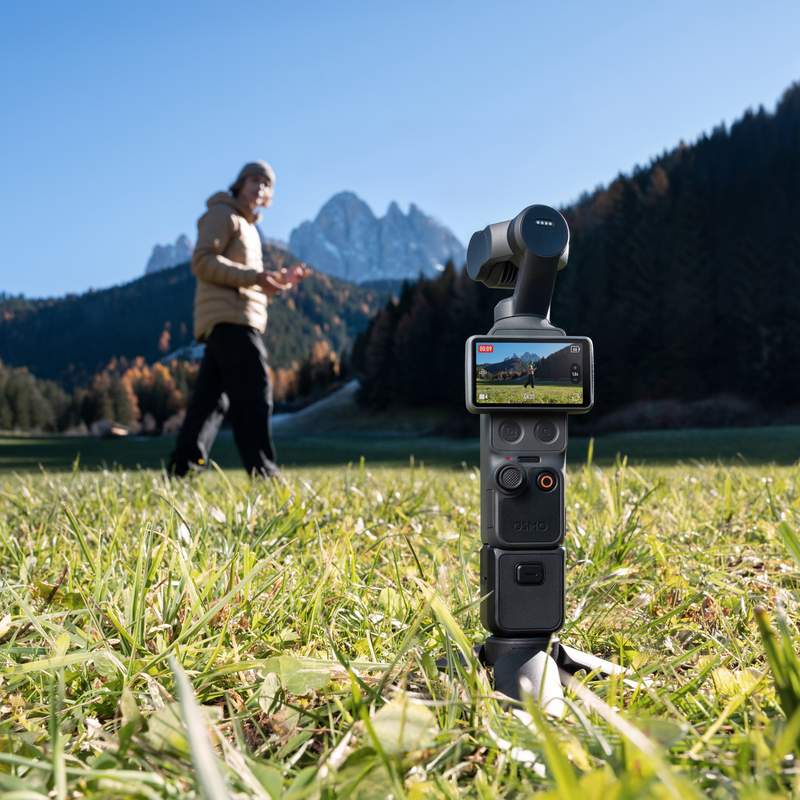 DJI Osmo Pocket 4