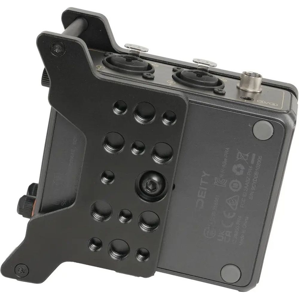 Deity PR-4 Käfig