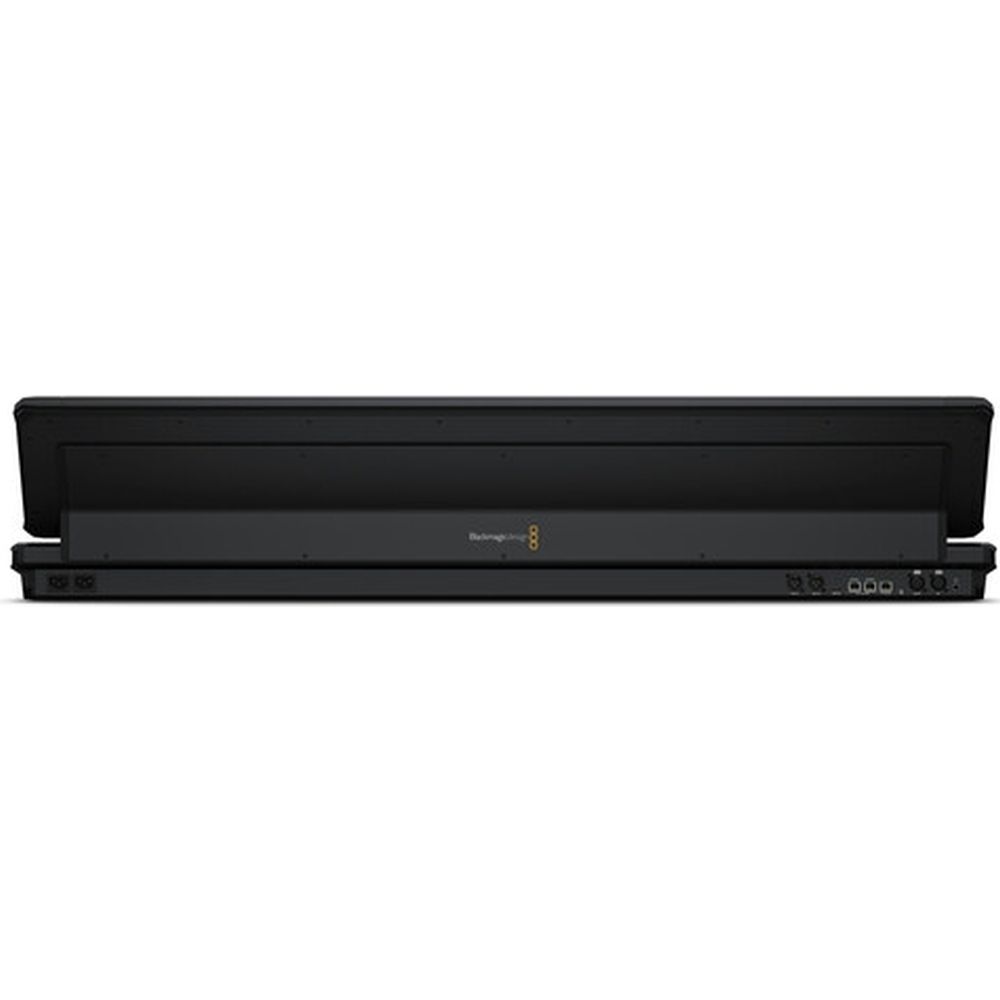 Blackmagic Fairlight Live Panneau audio 40