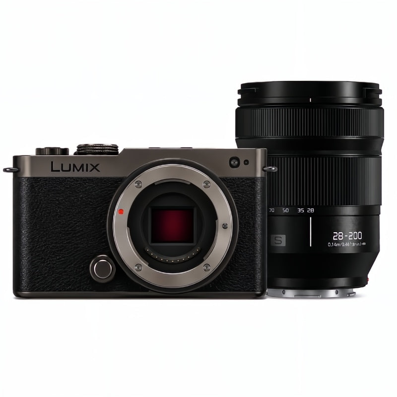 Panasonic Lumix S9 Boîtier noir titane + Lumix S 28-200mm f/4-7.1 MACRO